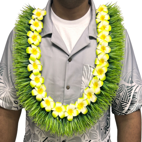 Lei with Light green/yellow/white Flower