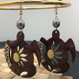 Turtle with Black Pearl Design Samoan/Polynesian Earring