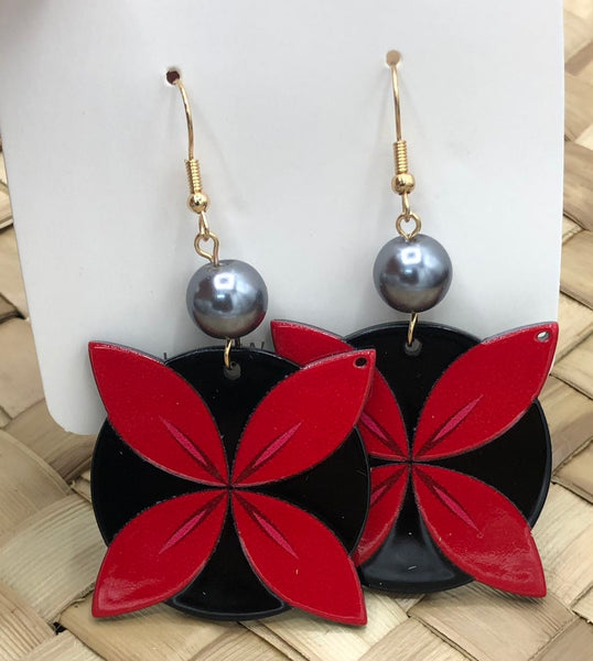 Flower Earring with Black Pearl Samoan/Polynesian Design